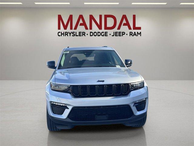 new 2024 Jeep Grand Cherokee car, priced at $41,570
