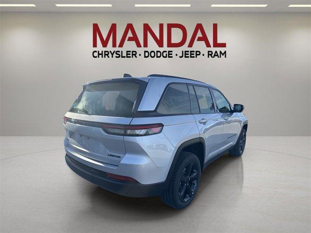 new 2024 Jeep Grand Cherokee car, priced at $41,570