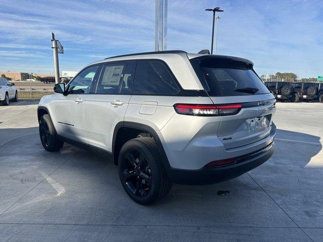 new 2024 Jeep Grand Cherokee car, priced at $42,775