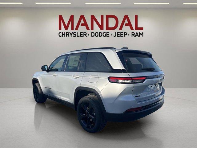 new 2024 Jeep Grand Cherokee car, priced at $41,570