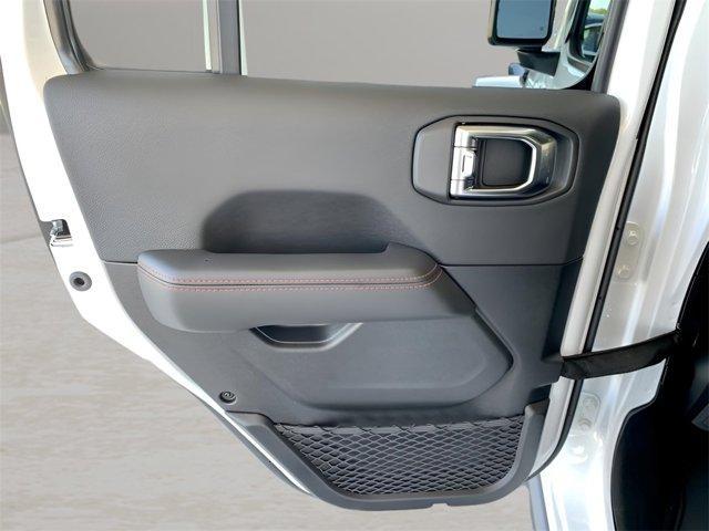 new 2025 Jeep Gladiator car, priced at $48,120