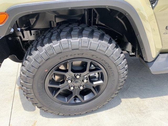 new 2025 Jeep Gladiator car, priced at $42,212