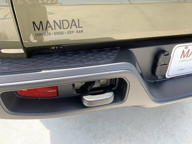 new 2025 Jeep Gladiator car, priced at $42,212