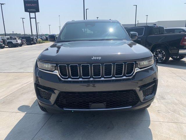 new 2024 Jeep Grand Cherokee car, priced at $37,018