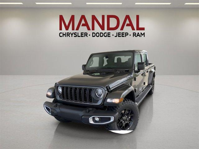 new 2025 Jeep Gladiator car, priced at $43,657