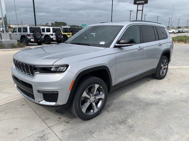 new 2024 Jeep Grand Cherokee L car, priced at $48,284