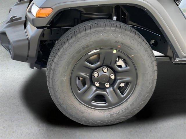 new 2025 Jeep Wrangler car, priced at $39,641