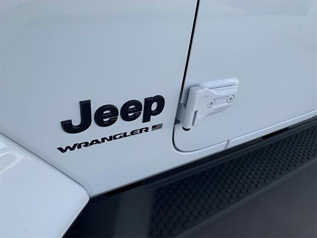 new 2025 Jeep Wrangler car, priced at $53,925