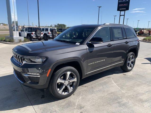 new 2024 Jeep Grand Cherokee car, priced at $42,442