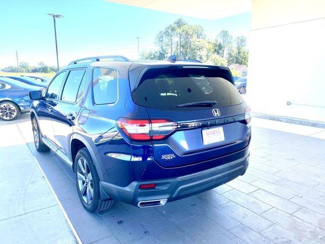 used 2023 Honda Pilot car, priced at $38,288