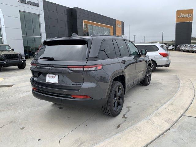 new 2025 Jeep Grand Cherokee car, priced at $45,110