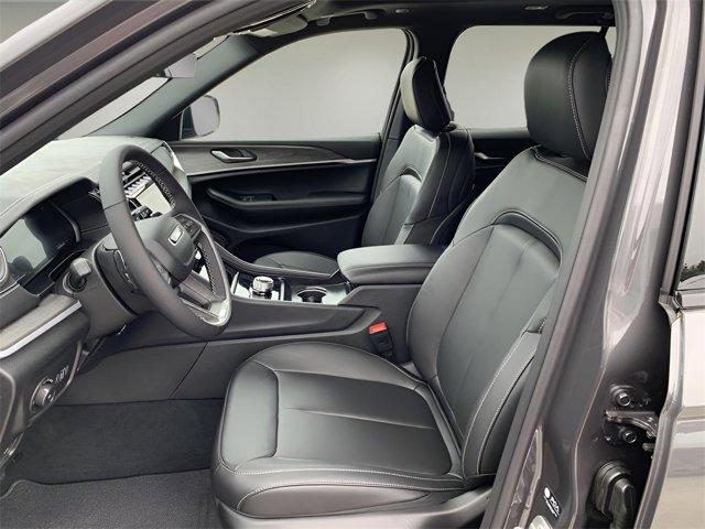 new 2025 Jeep Grand Cherokee car, priced at $45,230