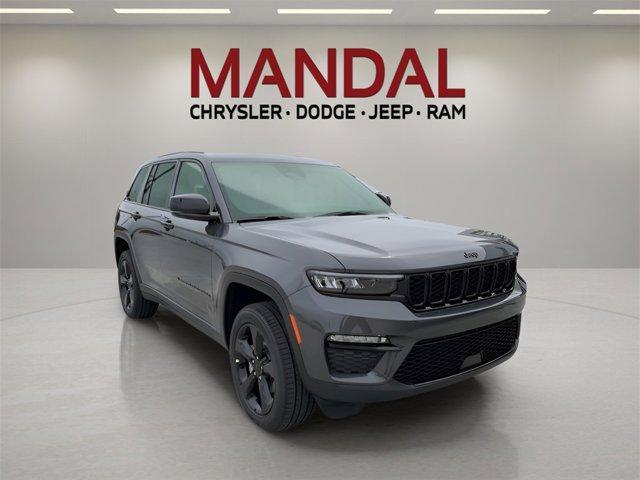 new 2025 Jeep Grand Cherokee car, priced at $45,230