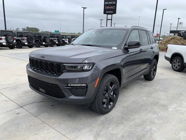 new 2025 Jeep Grand Cherokee car, priced at $45,110