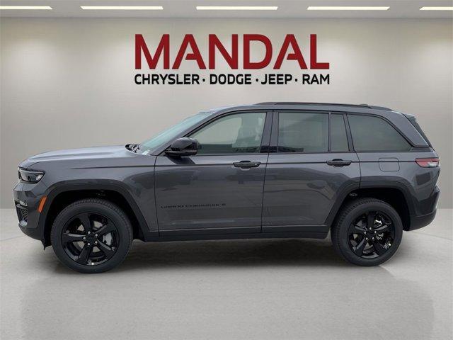 new 2025 Jeep Grand Cherokee car, priced at $45,230
