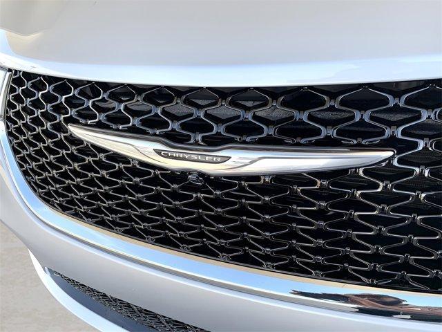 new 2026 Chrysler Pacifica car, priced at $39,612
