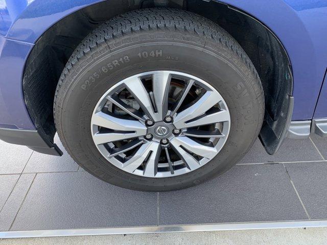 used 2020 Nissan Pathfinder car, priced at $18,000