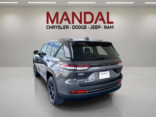 new 2025 Jeep Grand Cherokee car, priced at $37,430