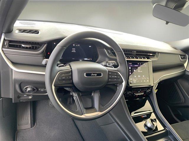 new 2025 Jeep Grand Cherokee car, priced at $37,430