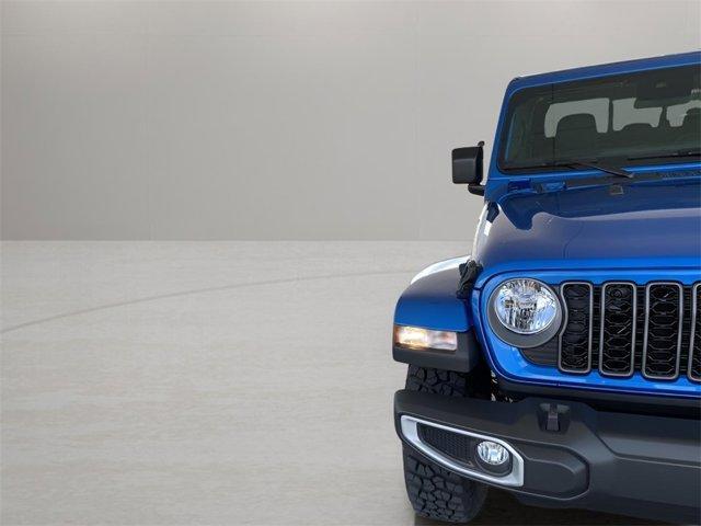 new 2025 Jeep Gladiator car, priced at $44,435