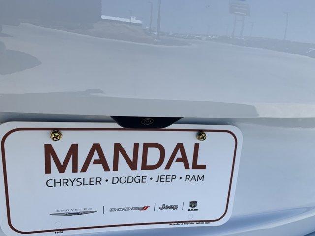 new 2025 Jeep Grand Cherokee L car, priced at $49,401
