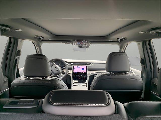 new 2025 Jeep Grand Cherokee car, priced at $47,309