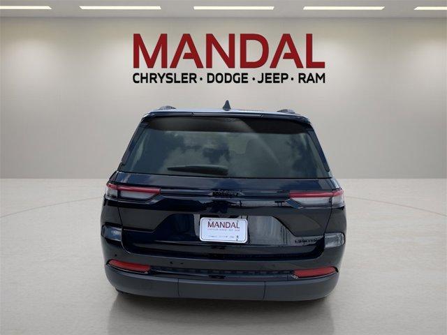 new 2025 Jeep Grand Cherokee car, priced at $47,309