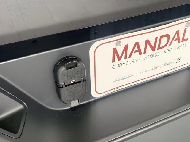 new 2025 Jeep Gladiator car, priced at $44,410