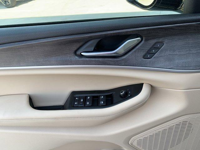 new 2025 Jeep Grand Cherokee car, priced at $44,018