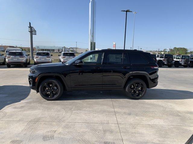 new 2025 Jeep Grand Cherokee car, priced at $44,018