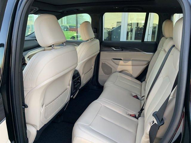new 2025 Jeep Grand Cherokee car, priced at $45,110