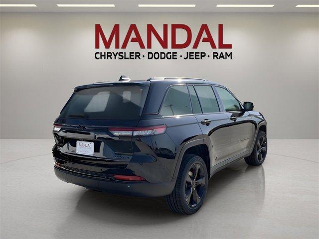 new 2025 Jeep Grand Cherokee car, priced at $44,784