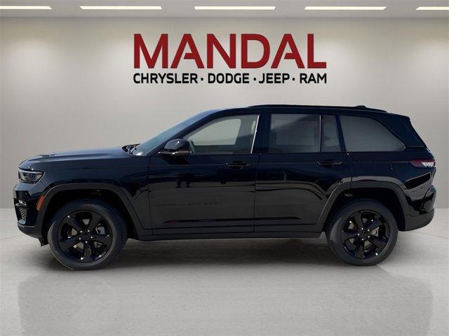 new 2025 Jeep Grand Cherokee car, priced at $44,784