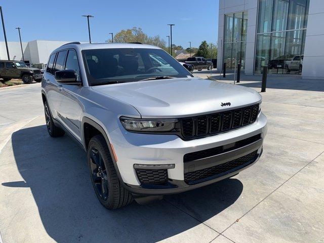 new 2025 Jeep Grand Cherokee L car, priced at $45,905