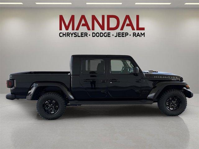 new 2025 Jeep Gladiator car, priced at $43,657