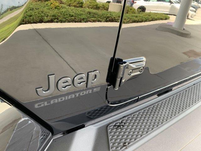 new 2025 Jeep Gladiator car, priced at $44,407
