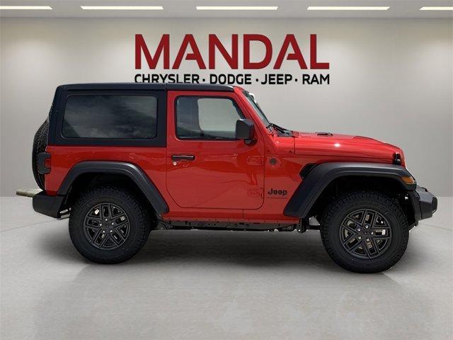 new 2025 Jeep Wrangler car, priced at $40,370