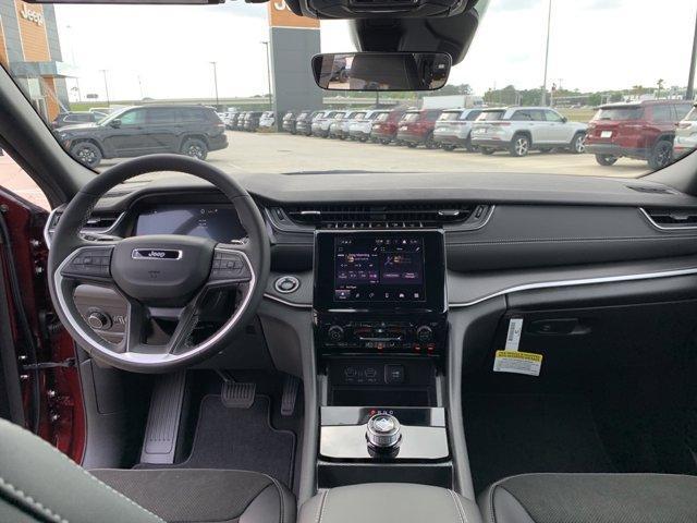 new 2025 Jeep Grand Cherokee car, priced at $38,560