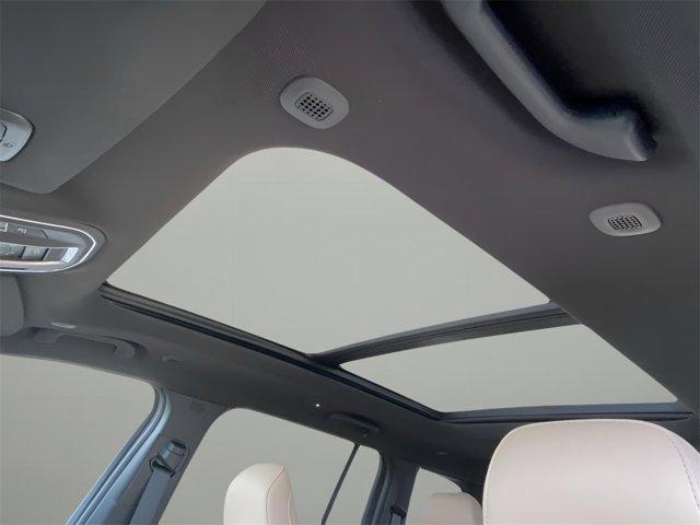 new 2025 Jeep Grand Cherokee car, priced at $43,557