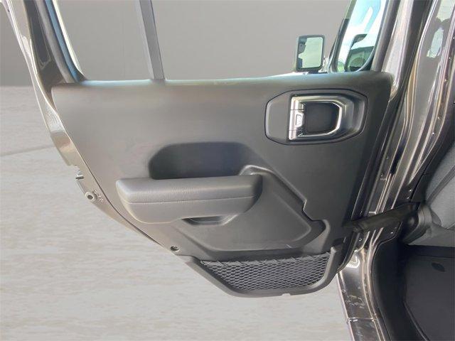new 2025 Jeep Gladiator car, priced at $39,010