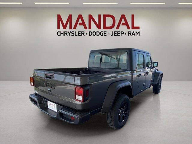 new 2025 Jeep Gladiator car, priced at $39,010