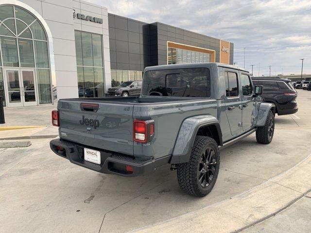 new 2025 Jeep Gladiator car, priced at $38,820