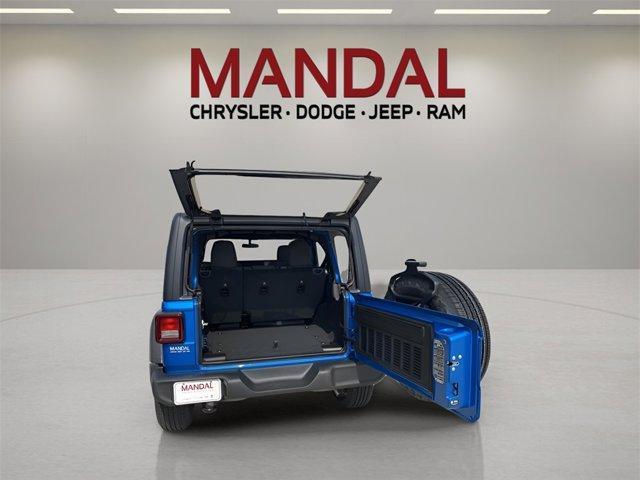 new 2025 Jeep Wrangler car, priced at $38,797