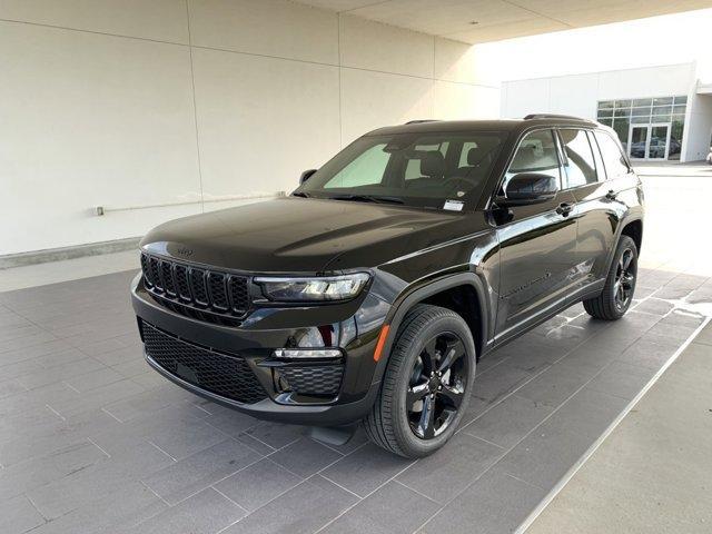 new 2025 Jeep Grand Cherokee car, priced at $47,116