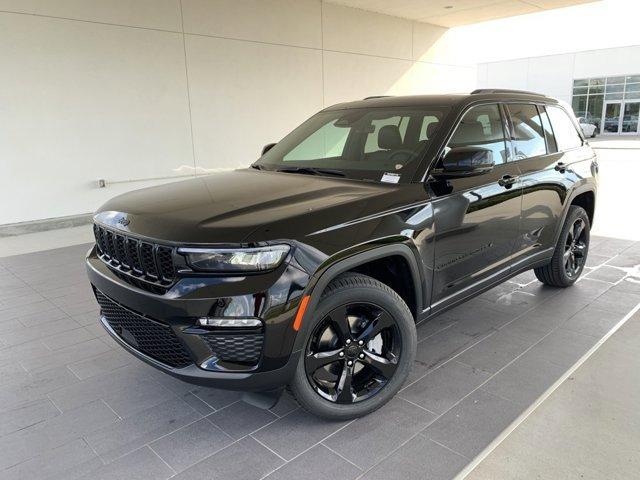 new 2025 Jeep Grand Cherokee car, priced at $47,116