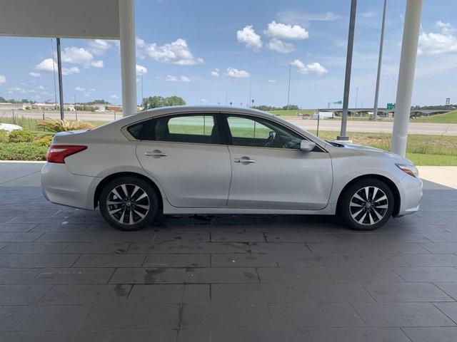 used 2017 Nissan Altima car