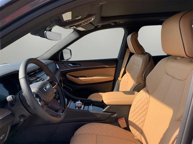 new 2025 Jeep Grand Cherokee car, priced at $55,129