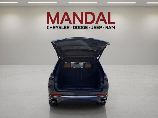 new 2025 Jeep Grand Cherokee car, priced at $55,129