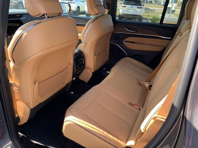 new 2025 Jeep Grand Cherokee car, priced at $56,424