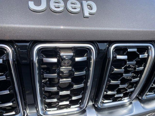 new 2025 Jeep Grand Cherokee car, priced at $56,424